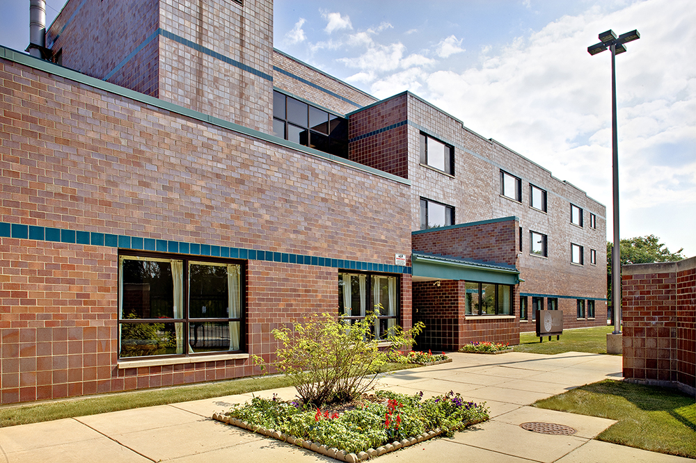 Gateway Foundation Chicago Independence Exterior